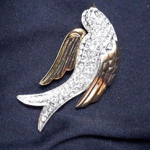 VINTAGE NOLAN MILLER BIRD IN FLIGHT GOLD & CRYSTAL BROOCH
